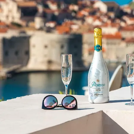 Sunshine With Hot Tub Apartamento Dubrovnik