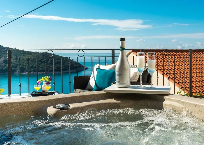 Appartamento Sunshine With Hot Tub